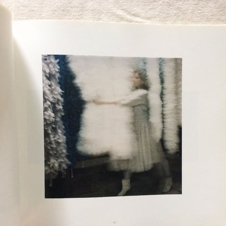 Francesca Woodman｜I'M TRYING MY HAND AT FASHION PHOTOGRAPHY