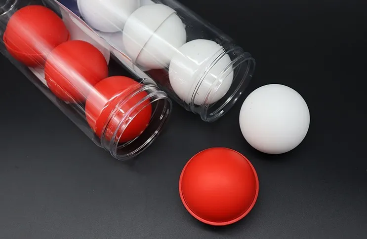 赤と白の光沢ボール 4個セット ケース付き四つ玉 シリコン・四つ玉（44ミリ） | レストランマジック研究所ストアーズ支店