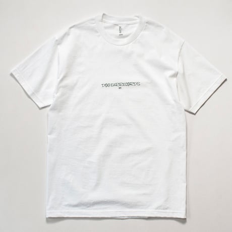 DOGEAR RECORDS tee  (White × Forest)
