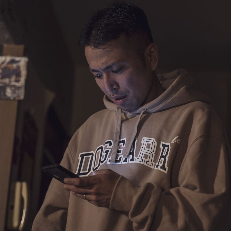 Dogear Records Hoodie Khaki (White × Navy) | T