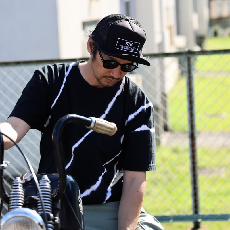 フラットバイザー STB トラッカーメッシュキャップ | 公式オンライン