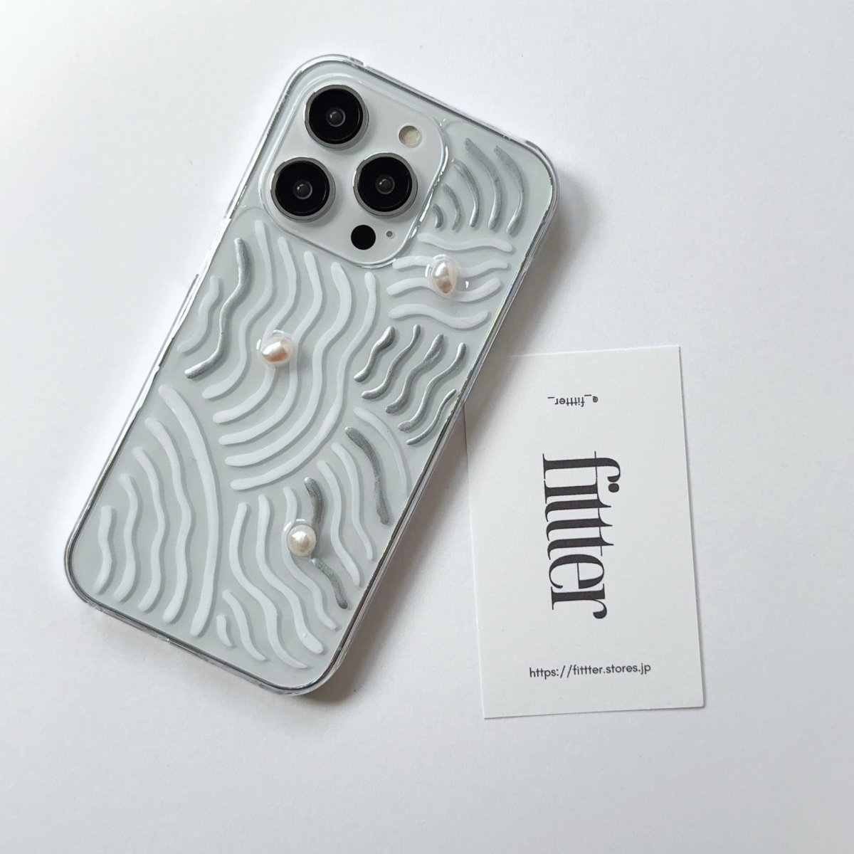 u n e | fittter