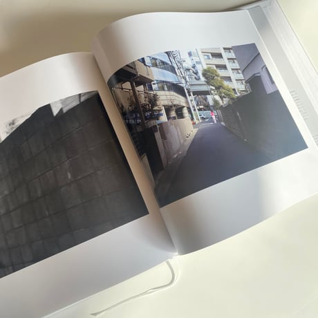 鶴巻育子 写真集 『ALT』 新品 *サイン入り
