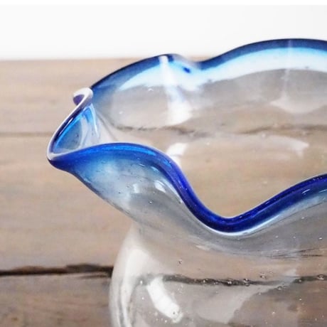 no250  ガラスの金魚鉢