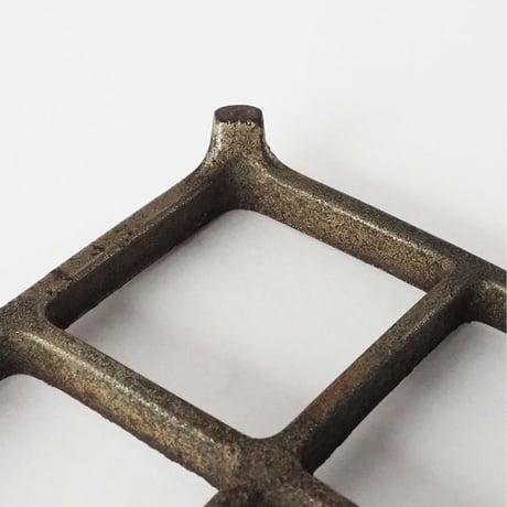 no504  鉄のなべ敷き