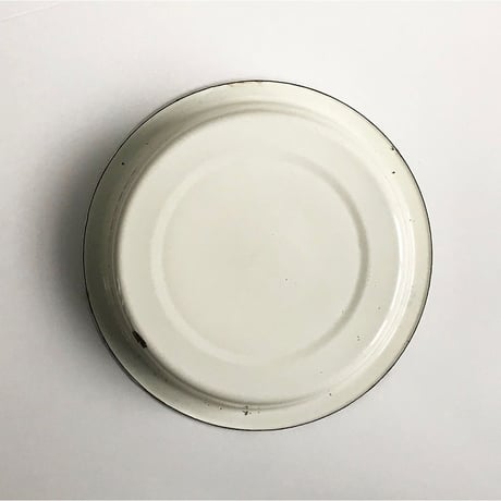no540  台湾　琺瑯の洗面ボウル