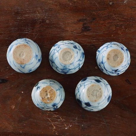 no643  染付の小さな茶杯