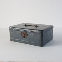 no1169　趣のある金庫