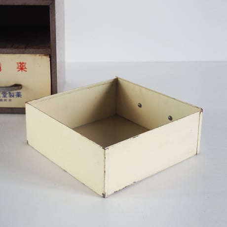 no274  琺瑯の引出し