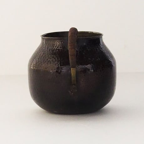 no1244　銅の水差し