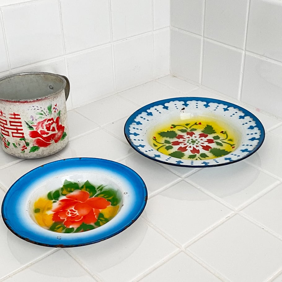 お皿 1061-K-7 琺瑯の青いお皿 香港製 | 古道具店 呱々