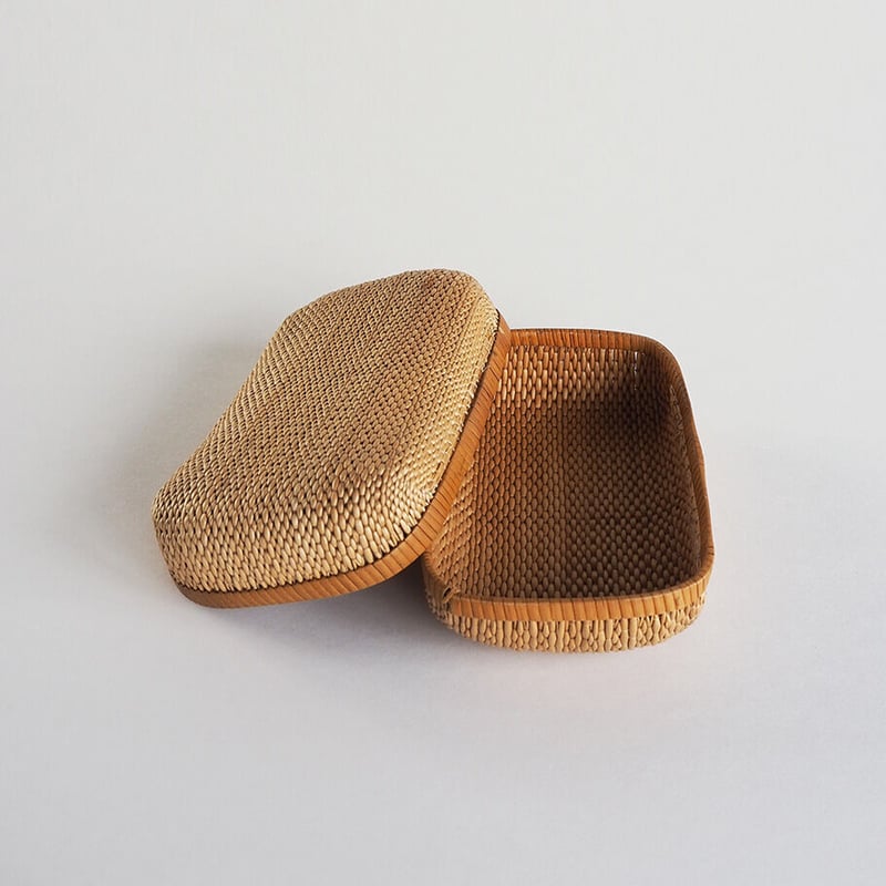 no1008 小さな柳行李 | 古道具店 呱々