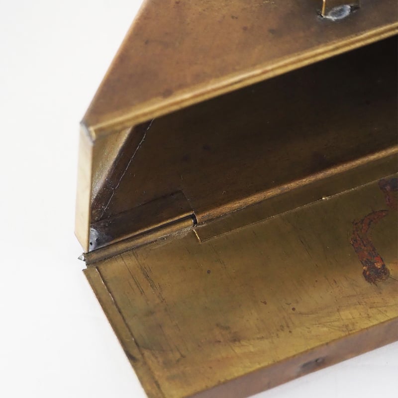 no1083 真鍮の三角ケース | 古道具店 呱々