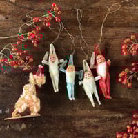 no292-2 モールサンタクロースとトナカイ　オーナメント