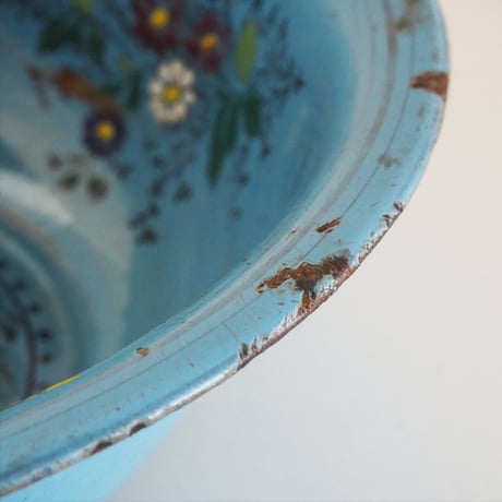 no1061-K-1　鶴の青いホーロー洗面器