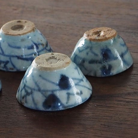 no643  染付の小さな茶杯