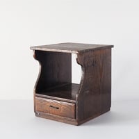 no756   レトロな電話台