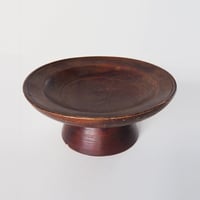 no1061-W-4　くり抜きの高台皿