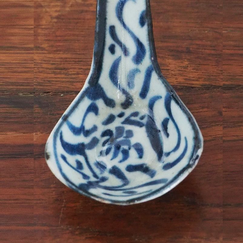 no633 染付のレンゲ | 古道具店 呱々