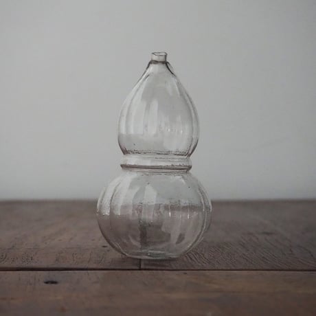 気泡ガラス | STORES