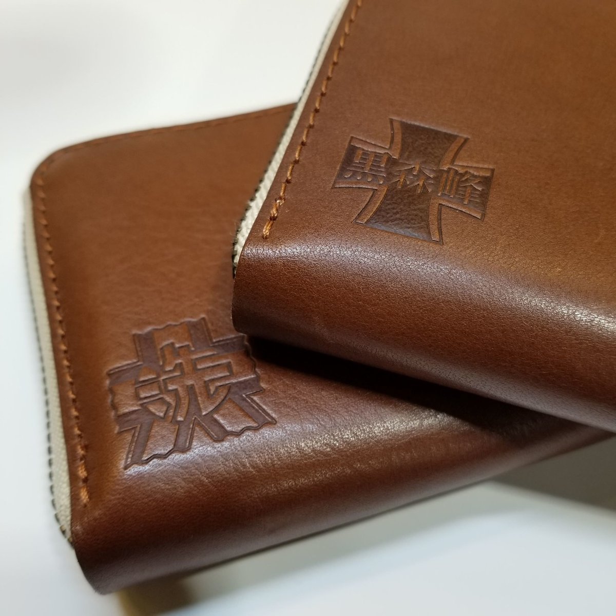 本革 長財布（大洗・黒森峰） | 大洗ガルパンギャラリー