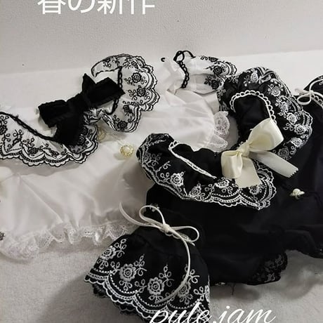 薔薇刺繍の素敵なブラウス＾＾