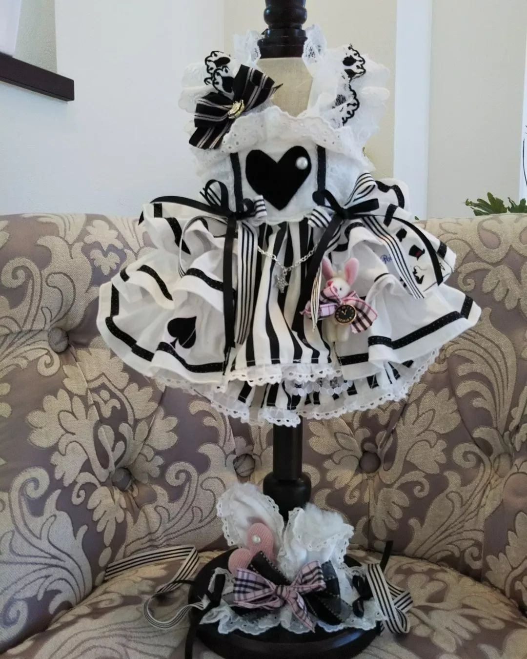 モノトーンアリスワンピの うさ耳ヘッドドレス＾＾ | Pule.Jam First