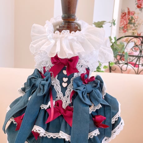 ホワイトドット刺繍のブラウス＾＾