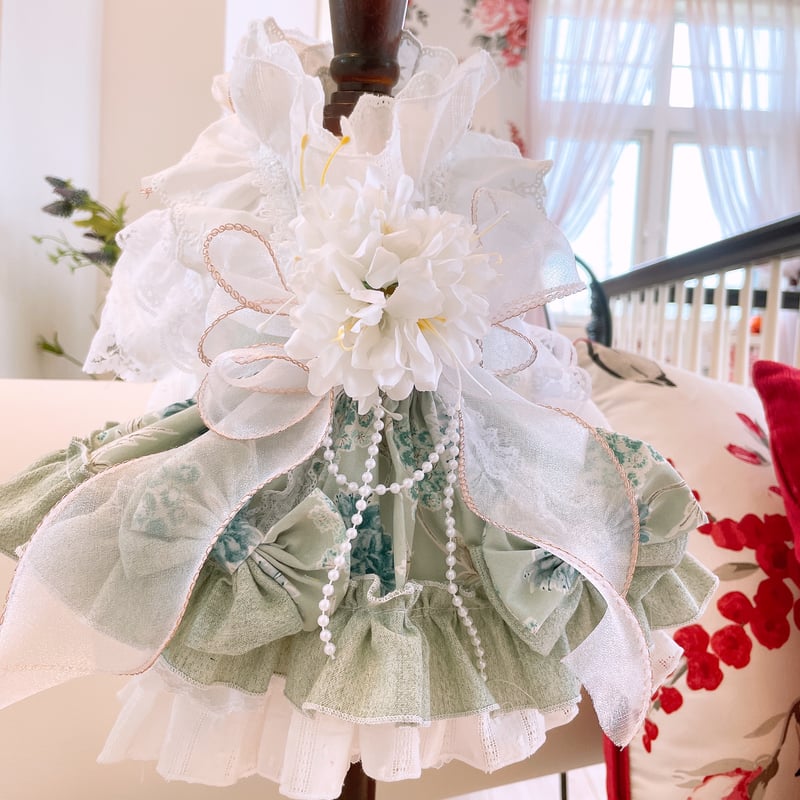 ヒスクローネ　ホワイトレースハルターエプロン ヒスクローネ・エプロンドレス かわいいホワイト - メルカリ