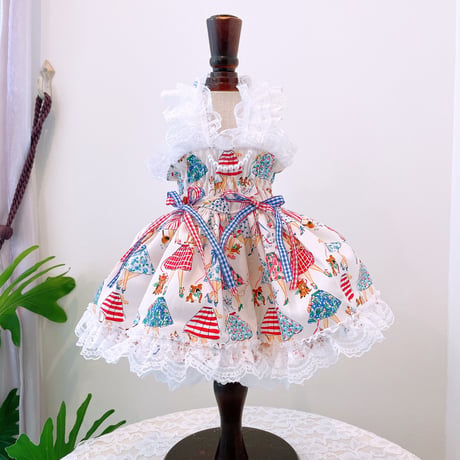 フレンチガーリーシャーリングワンピ
