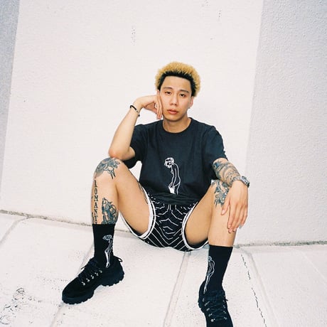 WILYWNKA x WHIMSY "CATHIE" S/S TEE (BLACK)