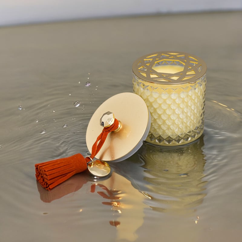 定価11100円　ジバンシー未開封アロマキャンドル 定価11100円 ジバンシー未開封アロマキャンドル GIVENCHY