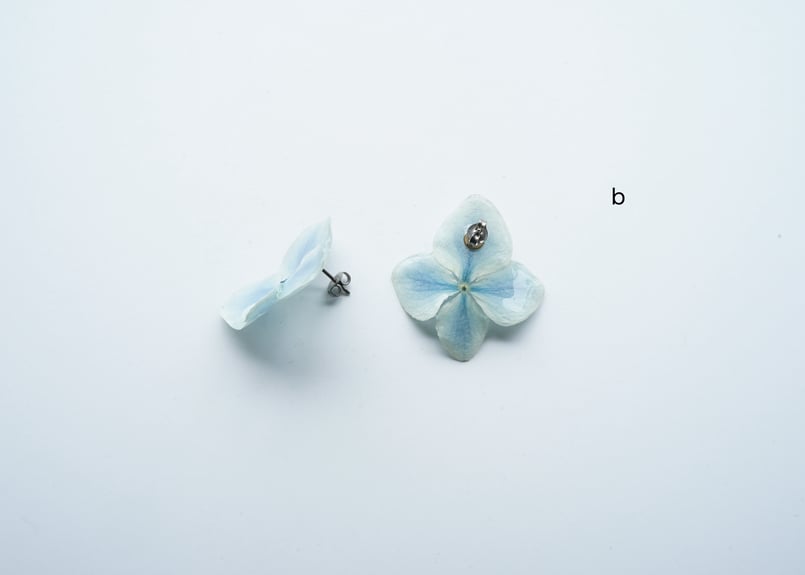♡ あじさいさま ♡      チタンピアス ♡ あじさいさま ♡ チタンピアス - ピアス人気 商品 通販