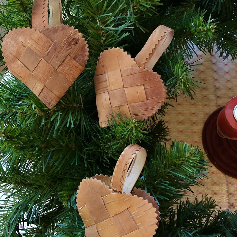 スウェーデン製 白樺のハートオーナメント | ダーラナガーデン