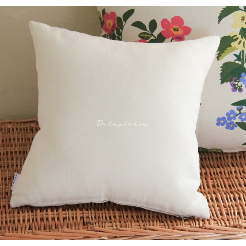 JK-43 ヨブス クッション35 Saronslilja ユリとアネモネ | ダー