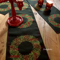 JD-11  ヨブス　リネンランナー　Buxbom　エバーグリーンのリース　黒緑　3リース