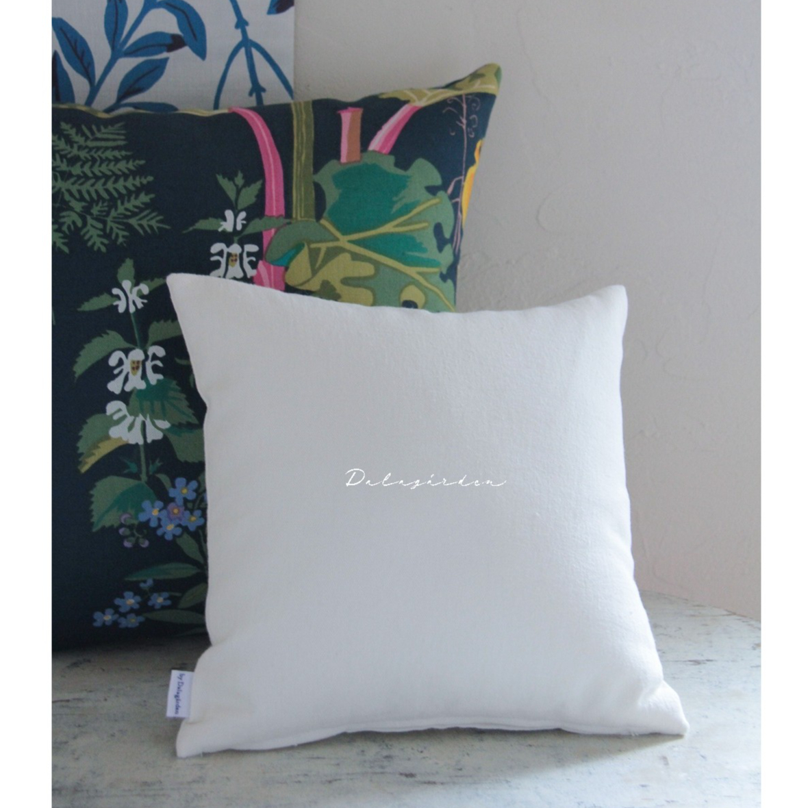 JK-42 ヨブス クッション35 Augusti ブルーベリー | ダーラナガーデン