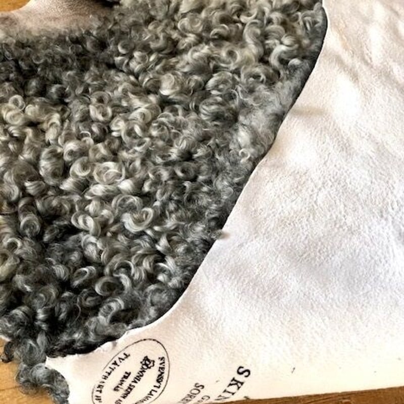 GL-01 ゴットランドシープスキン | ダーラナガーデン