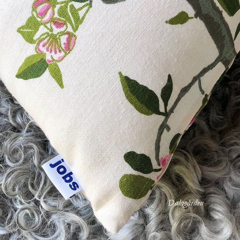 JOBS ヨブス クッション