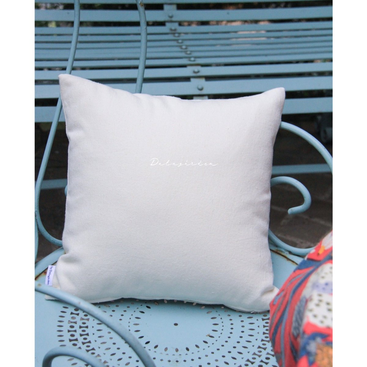 JK-42 ヨブス クッション35 Augusti ブルーベリー | ダーラナガーデン