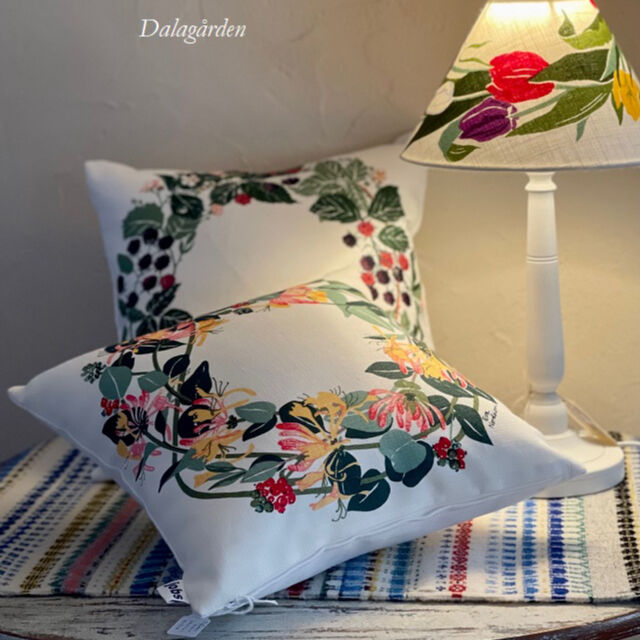 JK-25 ヨブス コンビクッション 植物たちのリース柄 35 | ダーラナガーデン