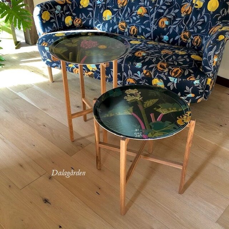 クラシックなアイアン製トレイテーブル　オーバル オシャレ！ クラシックなアイアン製トレイテーブル オーバル オシャレ