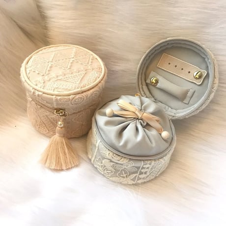 Lace accessories mini box