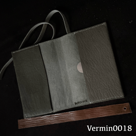 Vermin害獣という名のブックカバー serial number0018*ふるさとチョイス出品中
