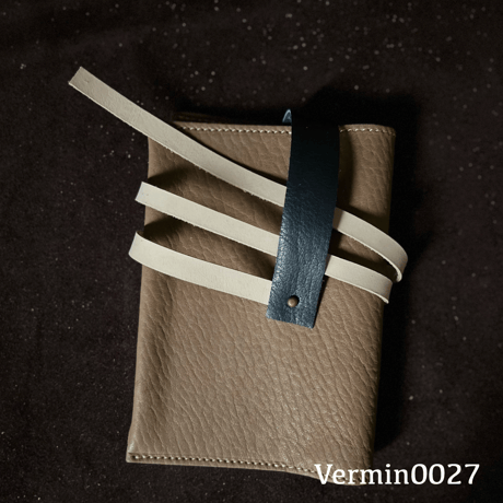 Vermin害獣という名のブックカバー serial number0027*ふるさとチョイス出品中