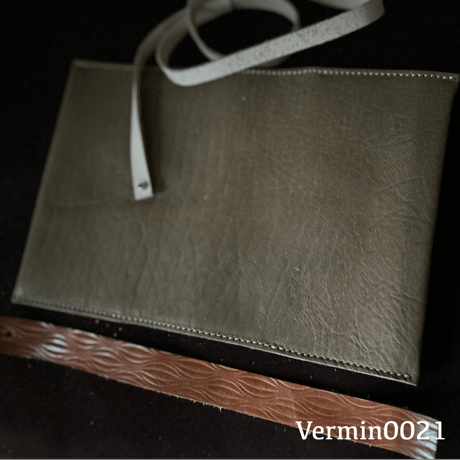 Vermin害獣という名のブックカバー serial number0021*ふるさとチョイス出品中