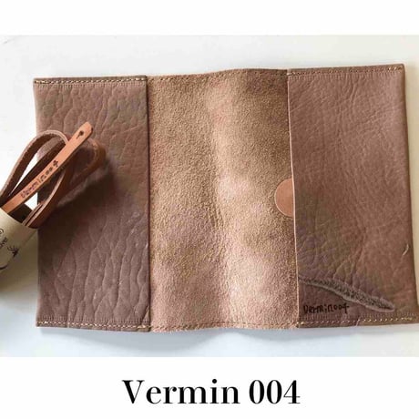 Vermin　serial number004 害獣という名のbook cover