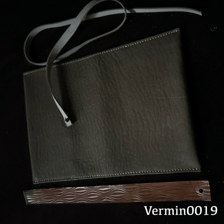 Vermin害獣という名のブックカバー serial number0019