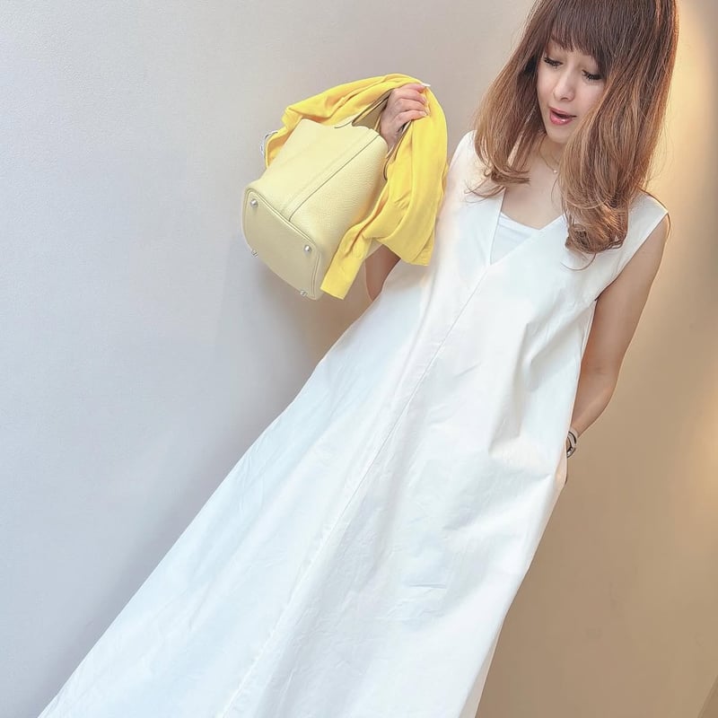 【専用ページ】jolie mignon Vネック フレアラインワンピース 専用ページ】jolie mignon Vネック フレアラインワンピース 専用ページ