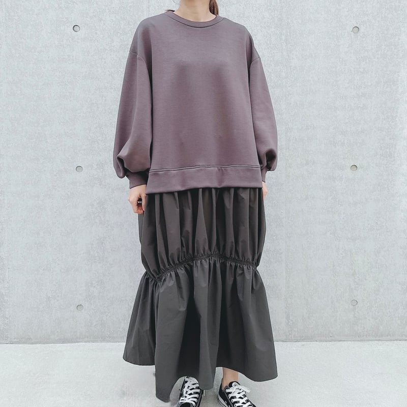 HER. スモッキングギャザーワンピース HER. スモッキングギャザーワンピース - メルカリ